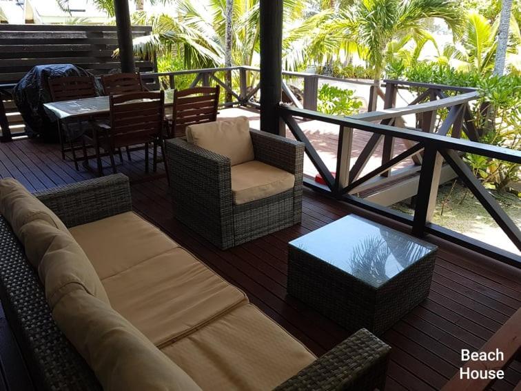 Sunset Palms Rarotonga Hotel Bagian luar foto